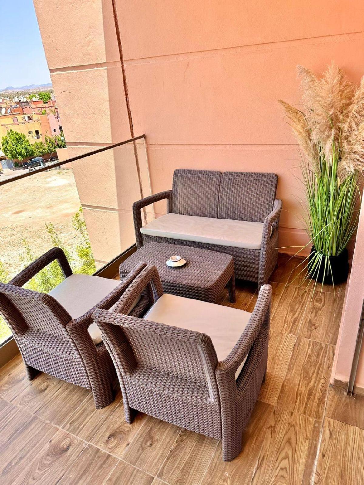 Appartement Luxueux Avec Piscine 10 Minutes Du Centre Ville Marrakesh Buitenkant foto
